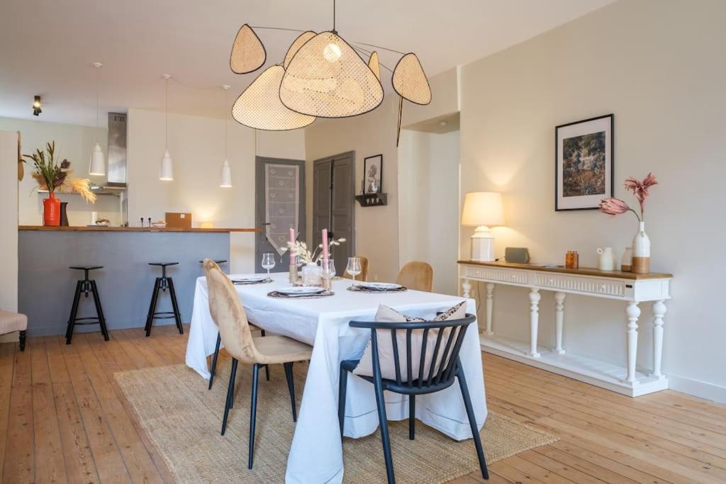 Apartment Avec Son Patio Dans Centre Historique De