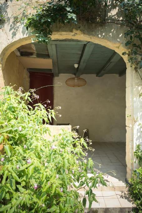 Avec Son Patio Dans Centre Historique De Apartment Bourg-sur-Gironde